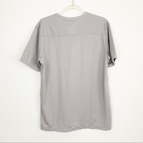Uniqlo Gray V-Neck Dry Short Sleeve Athletic Shirt - Picture 2 of 8
